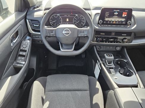 New 2026 Nissan Rogue SV image 5