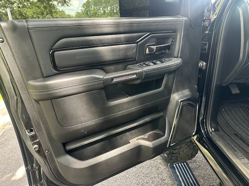 Used 2023 RAM 2500 Limited image 9