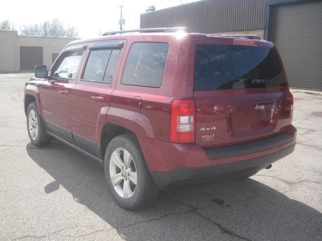 Used 2014 Jeep Patriot Sport w/ Power Value Group AWD/4WD image 7