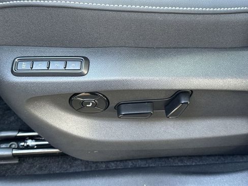 New 2026 Volkswagen Tiguan SEL R-Line image 12