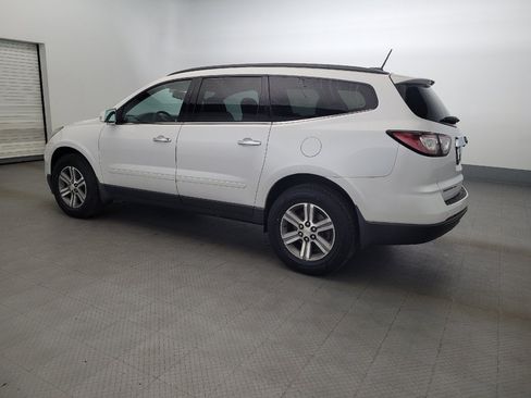 Used 2017 Chevrolet Traverse LT AWD/4WD image 3