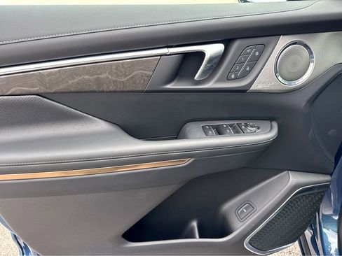 New 2026 Buick Enclave Avenir w/ Super Cruise Package AWD/4WD image 10
