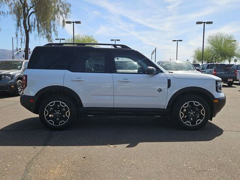 Used 2025 Ford Bronco Sport Outer Banks AWD/4WD image 4