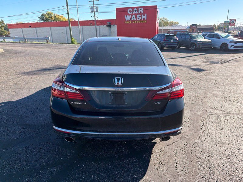 Used 2017 Honda Accord EX-L image 5