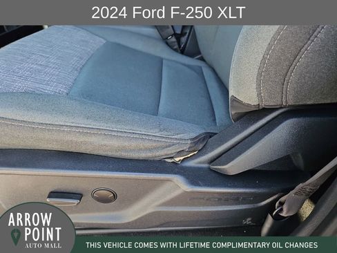 Used 2024 Ford F250 XLT AWD/4WD image 23