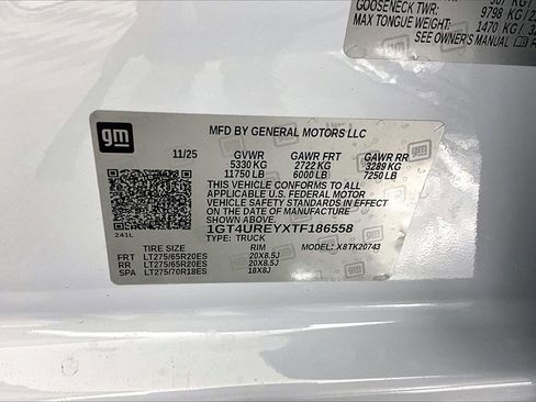 New 2026 GMC Sierra 2500 Denali w/ Denali Reserve Package image 9