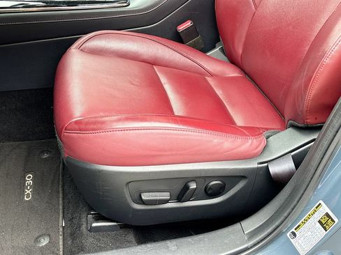 Used 2025 MAZDA CX-30 AWD 2.5 S w/ Preferred Package image 19
