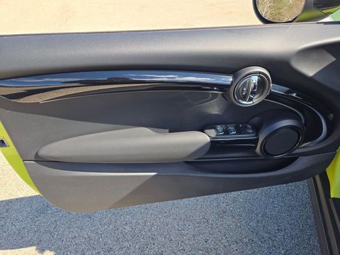 Used 2023 MINI Cooper S FWD image 15