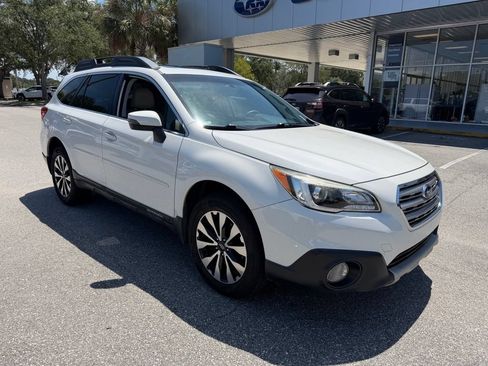 Used 2017 Subaru Outback 2.5i Limited w/ Popular Package #5 AWD/4WD image 1