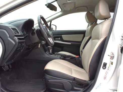 Used 2016 Subaru Crosstrek 2.0i Limited w/ Popular Package #1 AWD/4WD image 10