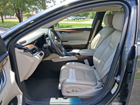 Used 2018 Cadillac XTS Luxury AWD/4WD image 12