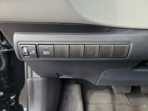 Used 2026 Toyota Corolla LE FWD image 26