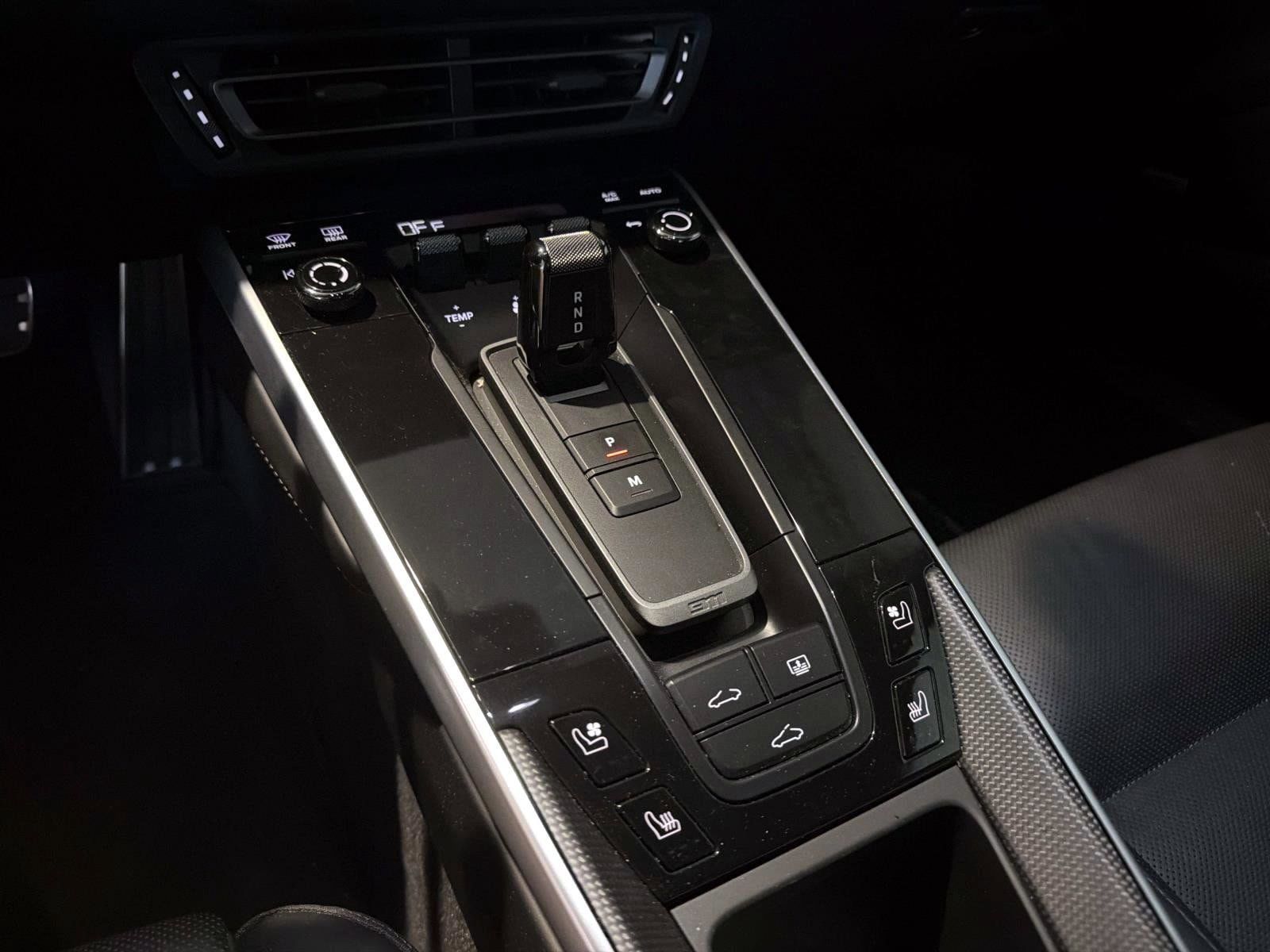 Used 2022 Porsche 911 Turbo S AWD/4WD image 19
