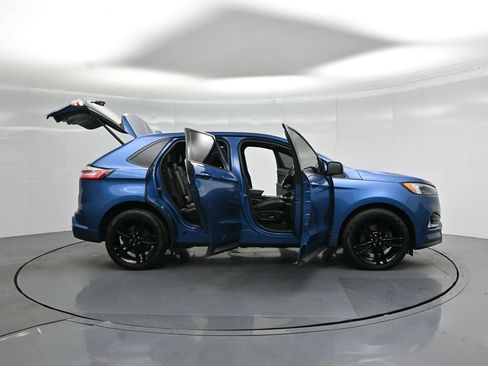 Certified 2019 Ford Edge ST w/ Equipment Group 401A AWD/4WD image 5