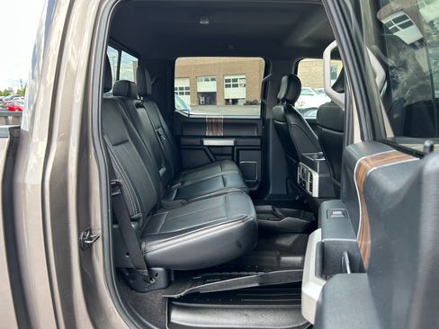 Used 2018 Ford F150 Lariat w/ Equipment Group 502A Luxury AWD/4WD image 28