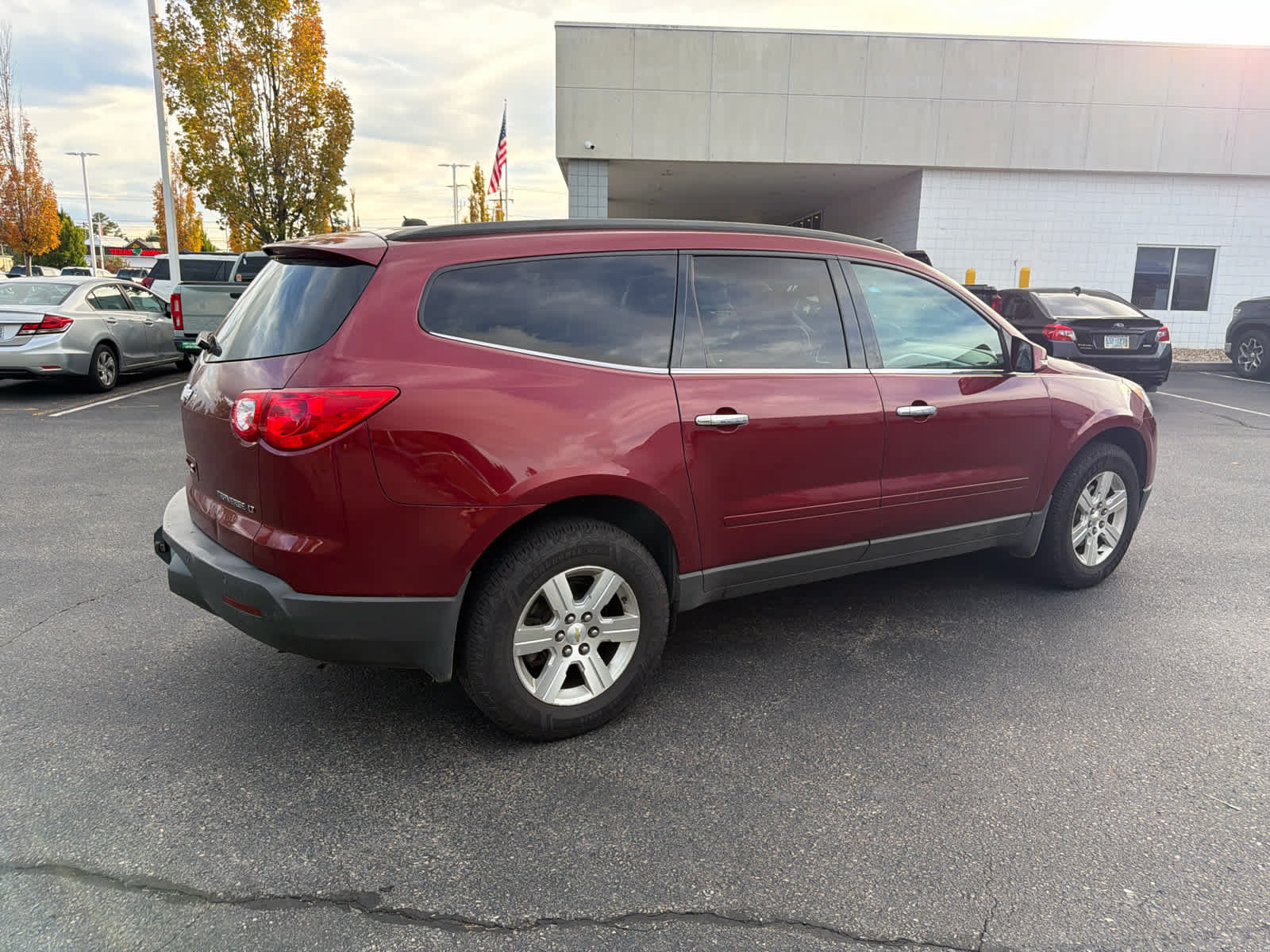 Used 2011 Chevrolet Traverse LT w/ Personal Connectivity Package AWD/4WD image 9