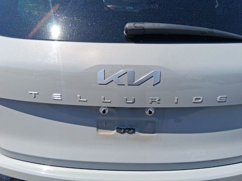 Used 2024 Kia Telluride EX X-Line AWD/4WD image 17