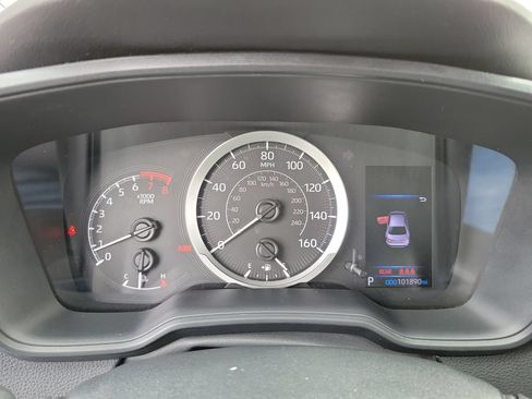 Used 2020 Toyota Corolla LE FWD image 22