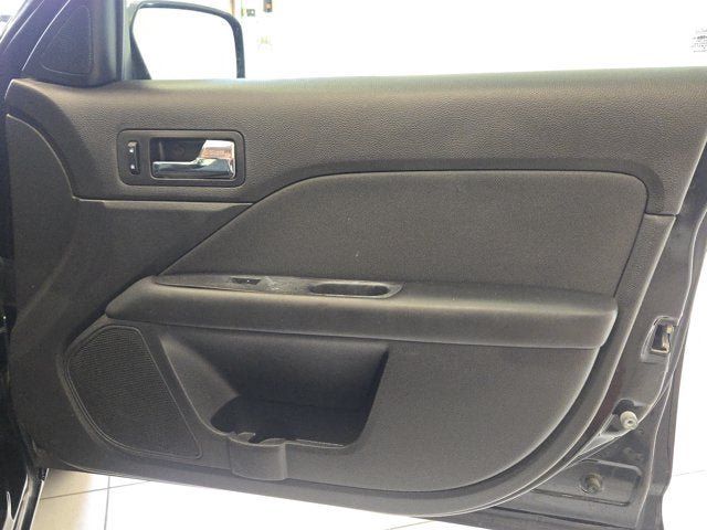 Used 2010 Ford Fusion SE FWD image 5