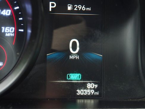 Used 2023 Hyundai Elantra SEL w/ Cargo Package FWD image 31