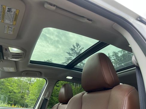 Used 2022 Subaru Ascent Touring AWD/4WD image 21