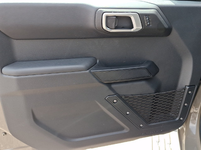 Used 2026 Ford Bronco Outer Banks AWD/4WD image 9