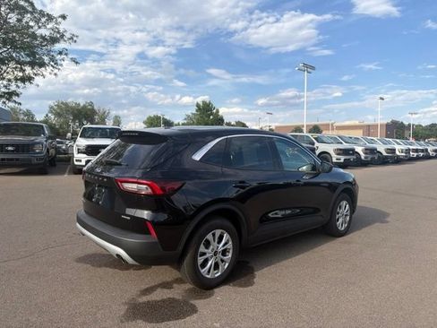 Used 2024 Ford Escape Active AWD/4WD image 8