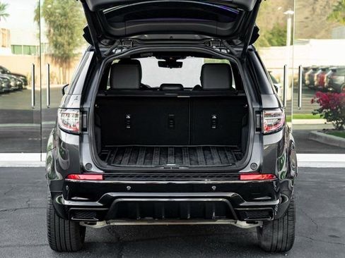 Used 2024 Land Rover Discovery Sport Dynamic SE image 22