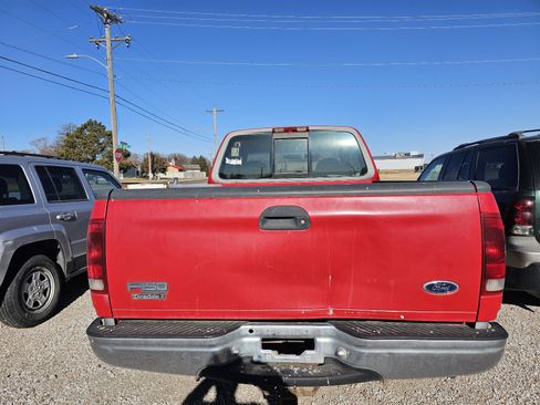 Used 1998 Ford F150 XLT image 3