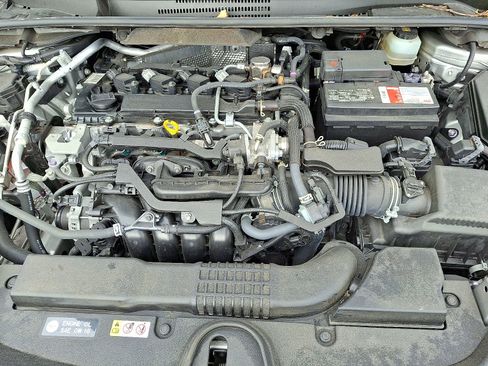 Used 2021 Toyota Corolla SE image 29