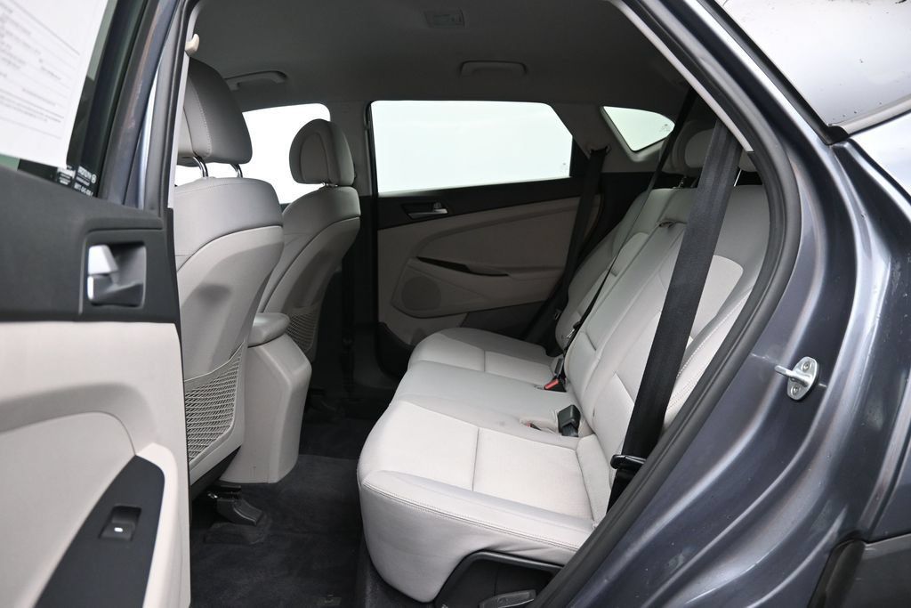 Used 2017 Hyundai Tucson SE w/ SE Popular Package 02 FWD image 26