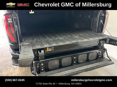 Used 2024 GMC Sierra 2500 AT4 w/ AT4 Premium Plus Package AWD/4WD image 10