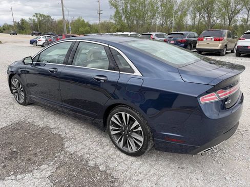 Used 2017 Lincoln MKZ Reserve FWD image 7