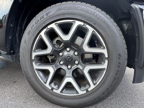 Used 2025 RAM 1500 Laramie RWD image 14