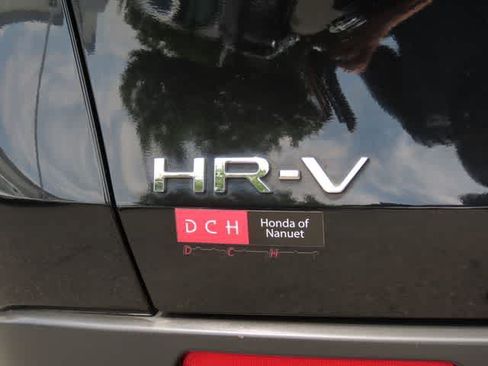 Used 2023 Honda HR-V LX image 7