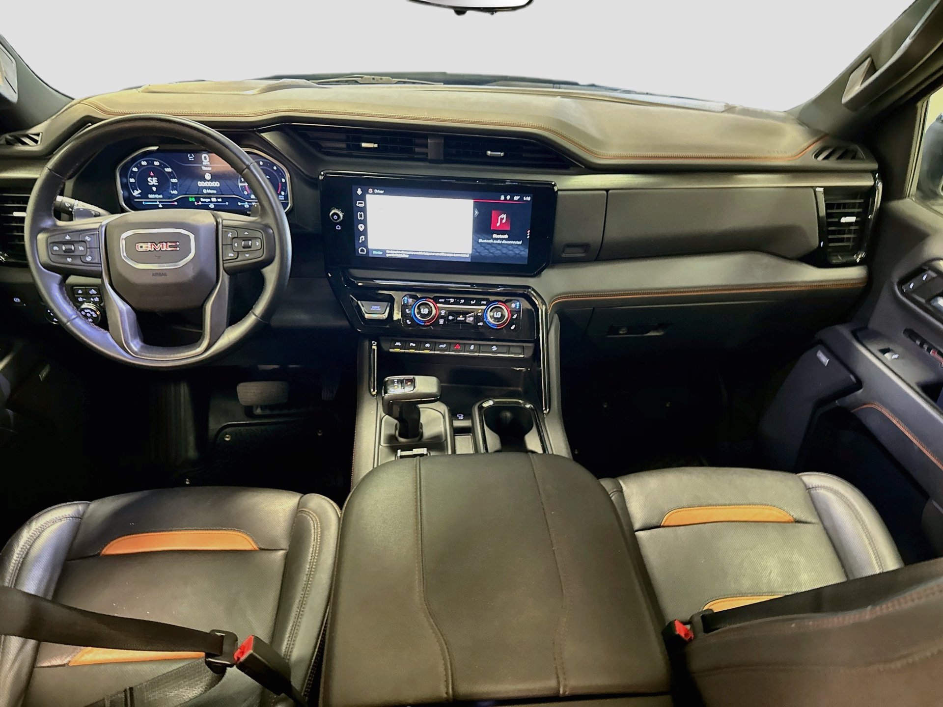 Used 2023 GMC Sierra 1500 AT4 w/ Technology Package AWD/4WD image 24