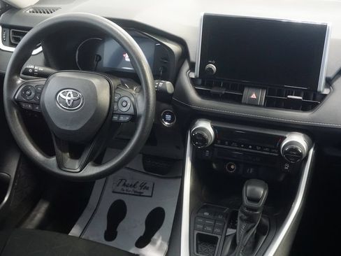 Certified 2025 Toyota RAV4 XLE AWD/4WD image 28