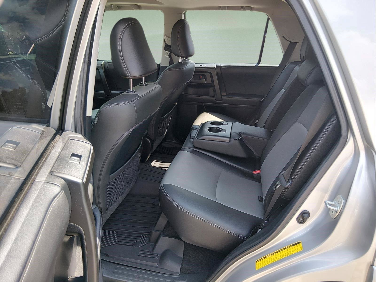 Used 2021 Toyota 4Runner SR5 Premium w/ Moonroof Package RWD image 15