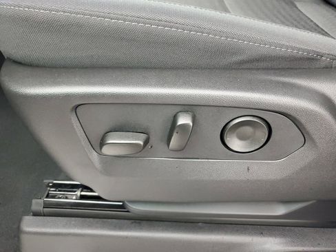 Used 2026 Chevrolet Silverado 1500 LT image 27