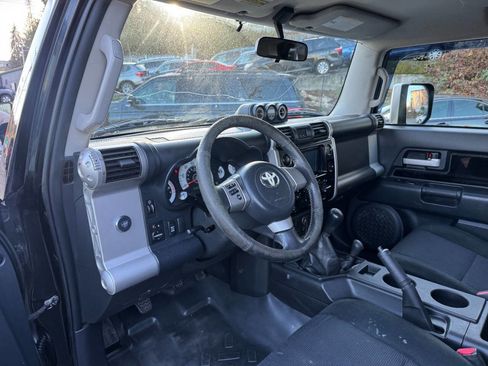 Used 2008 Toyota FJ Cruiser 4WD image 19
