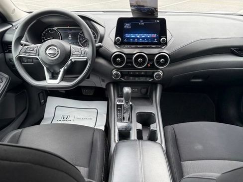 Certified 2024 Nissan Sentra SV FWD image 30