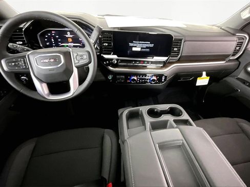 New 2026 GMC Sierra 2500 SLE w/ SLE Value Package; image 6