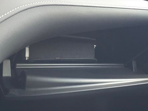 Used 2024 Toyota Camry SE image 23