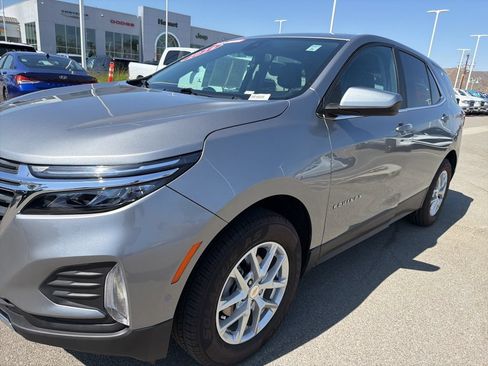 Used 2024 Chevrolet Equinox LT AWD/4WD image 11