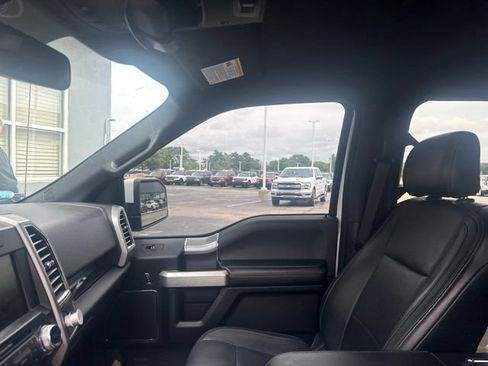 Used 2015 Ford F150 Lariat w/ Equipment Group 501A Mid AWD/4WD image 8
