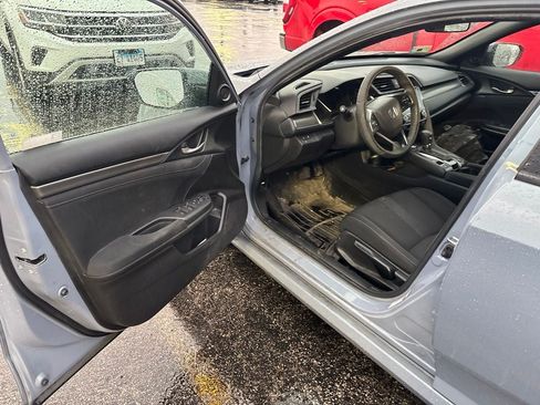 Used 2019 Honda Civic EX image 12