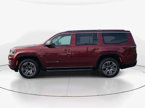 Used 2024 Jeep Wagoneer Series II w/ Flexible Seating Group RWD image 10