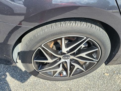 Certified 2022 Kia Stinger GT-Line RWD image 7