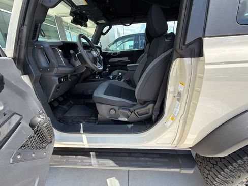 Used 2026 Ford Bronco 2-Door w/ Sasquatch Package AWD/4WD image 13