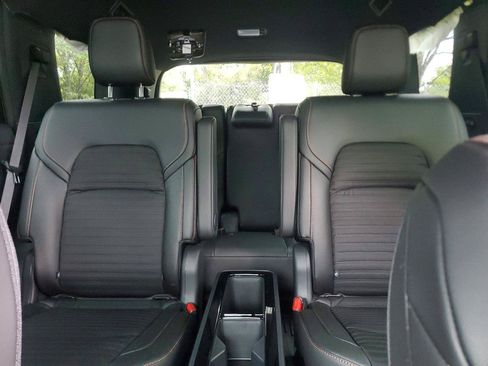 Used 2025 Nissan Pathfinder Rock Creek AWD/4WD image 7